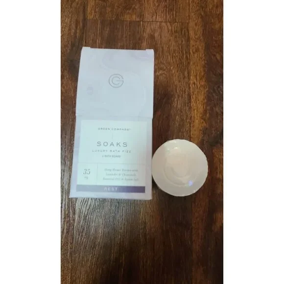 Green Compass Bath Soaks - Picture 2 of 2